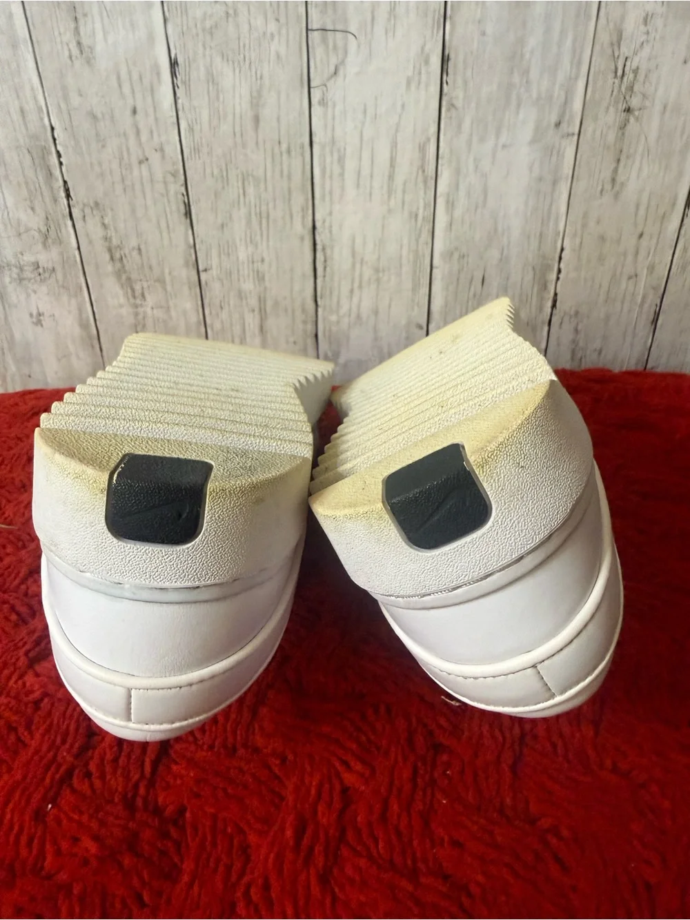 Men’s Nike SB Janoski G White Black Spikeless Golf Shoes AT4967-100 Size 12.5